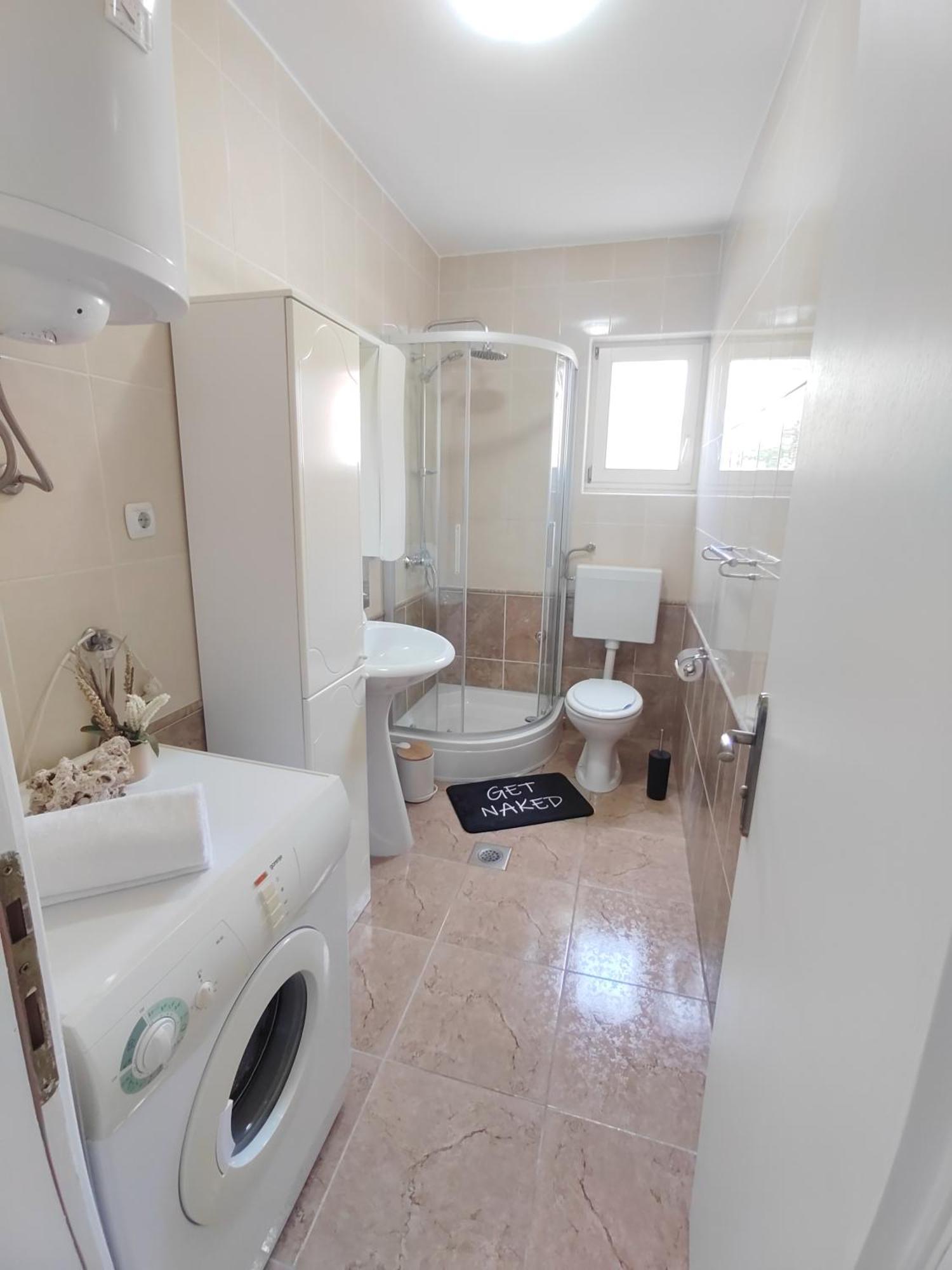 Apartamento Apartman Karmen Srima Exterior foto