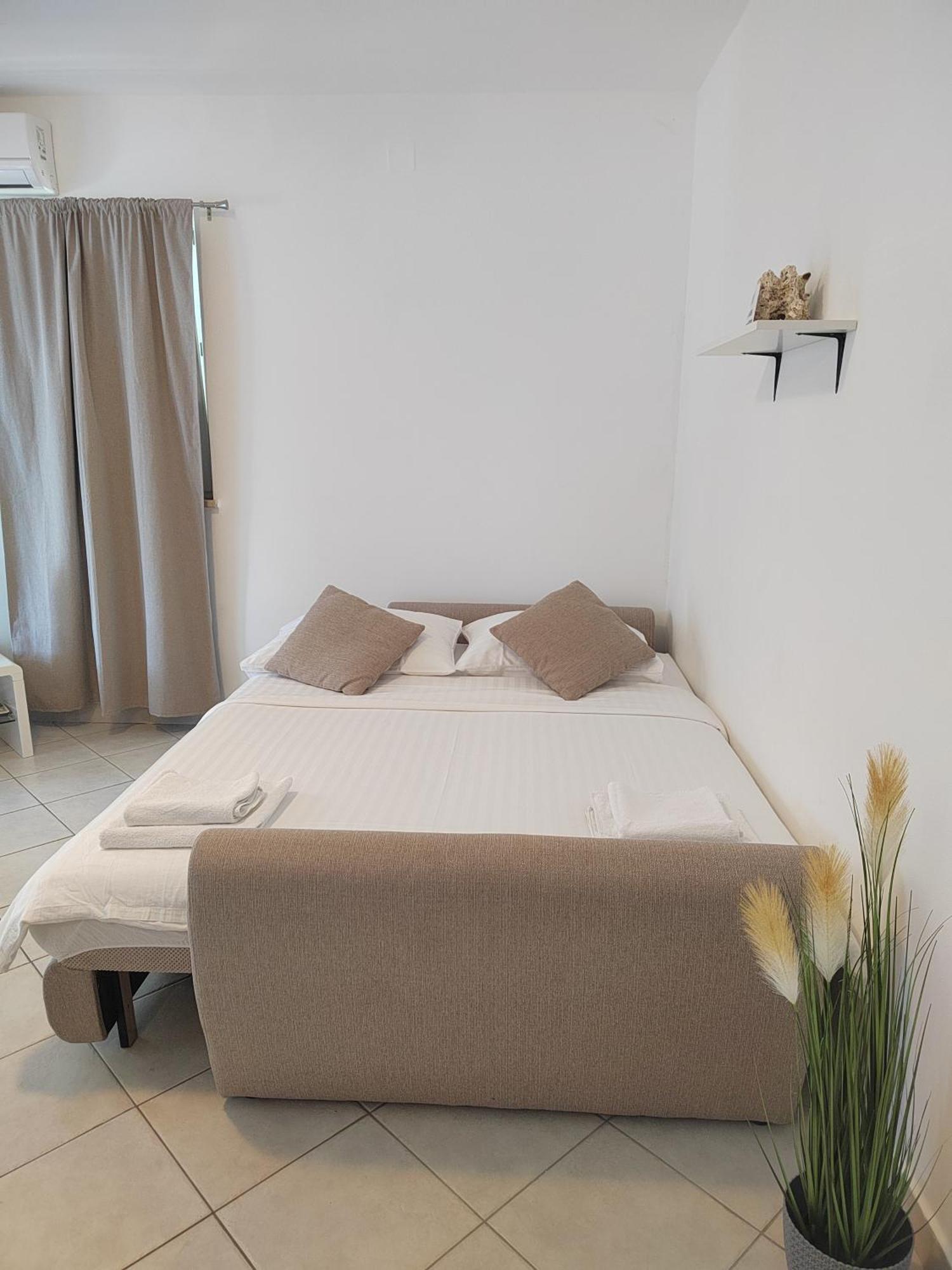 Apartamento Apartman Karmen Srima Exterior foto